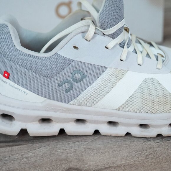 On Cloud Runner Womens running shoe - Picture 6 of 11